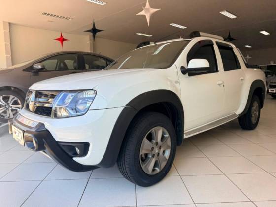 RENAULT DUSTER OROCH 1.6 16V FLEX DYNAMIQUE 4P MANUAL